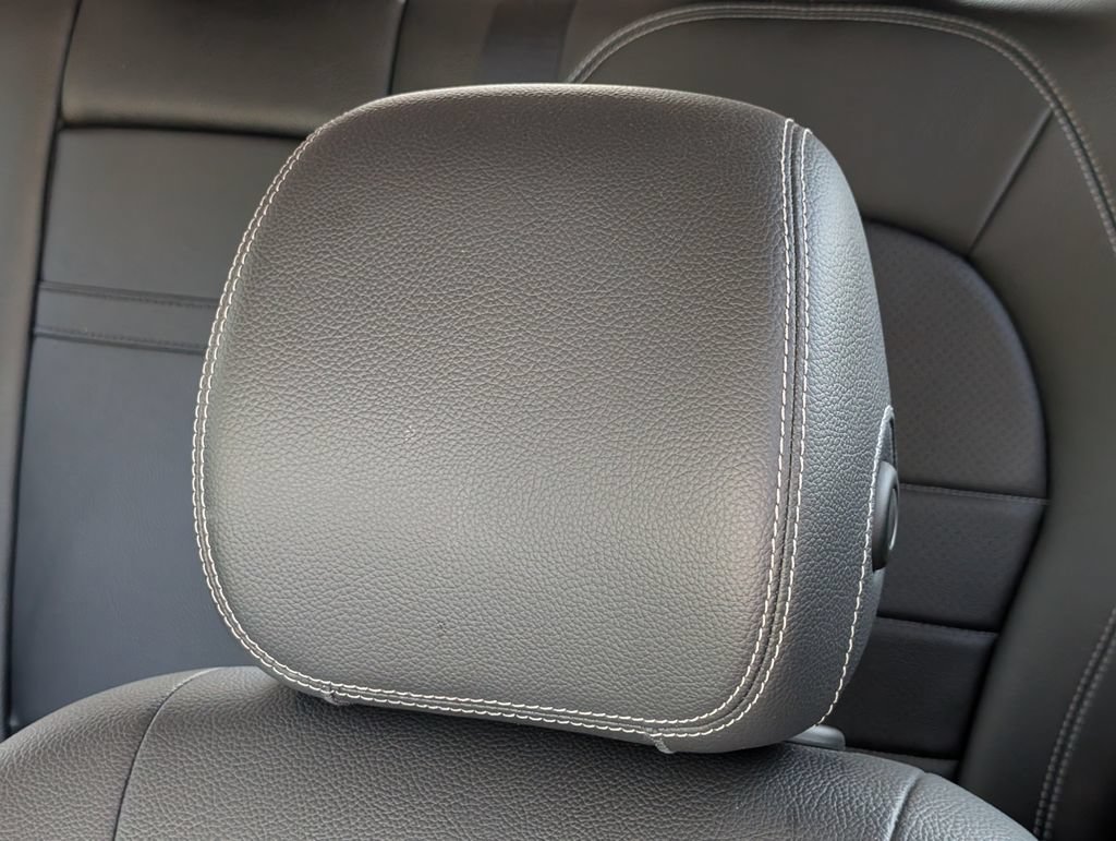 Used 2017 Mercedes-Benz GLC 300 4MATIC Coupe image 16