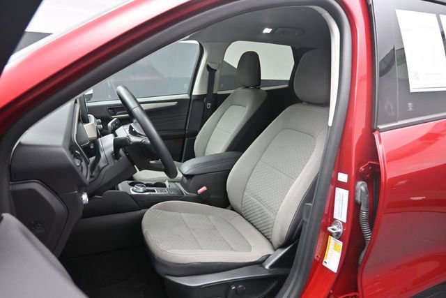 Used 2022 Ford Escape SE w/ SE Sport Appearance Package FWD image 17