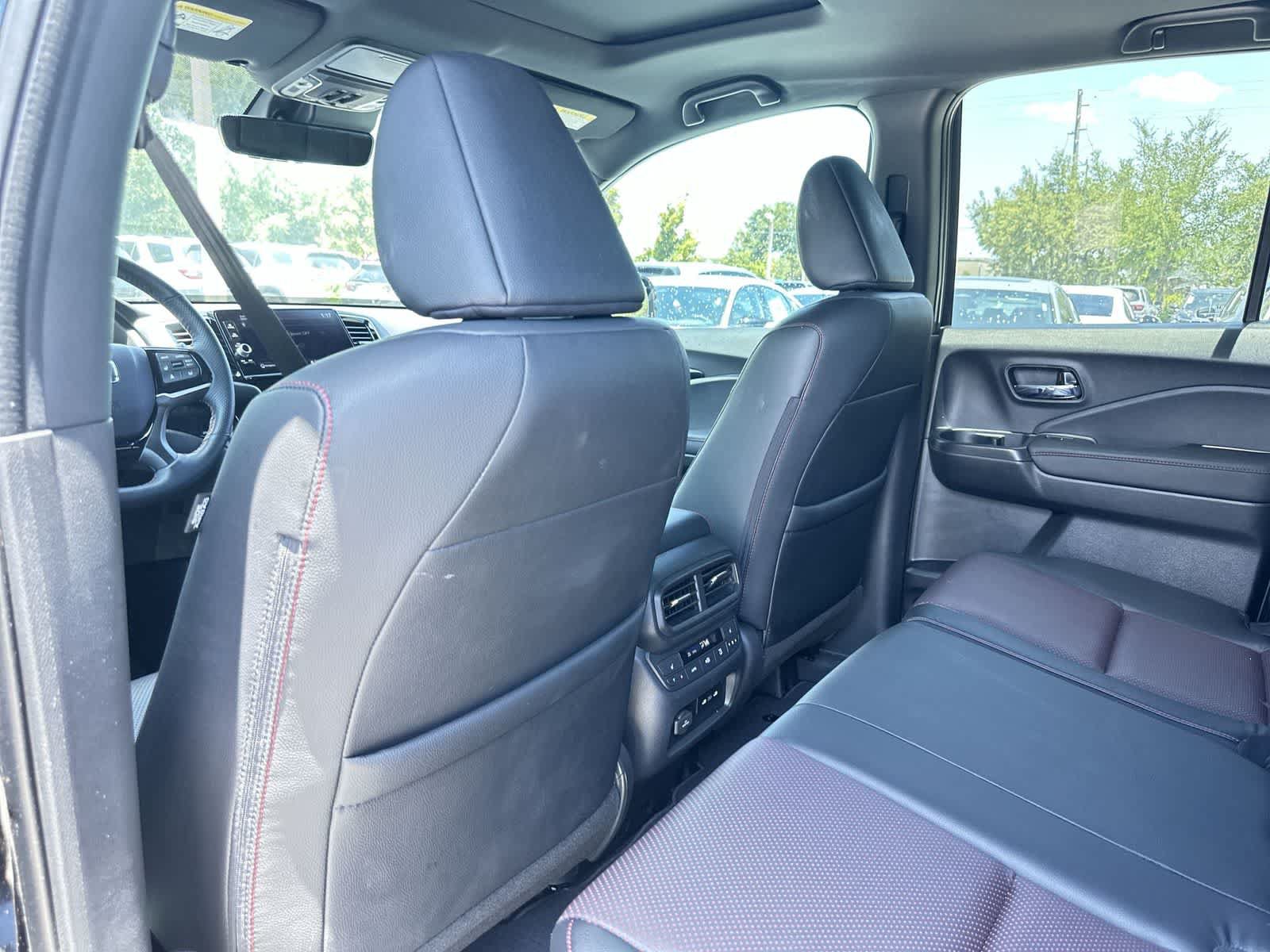 Used 2026 Honda Ridgeline Black Edition image 14