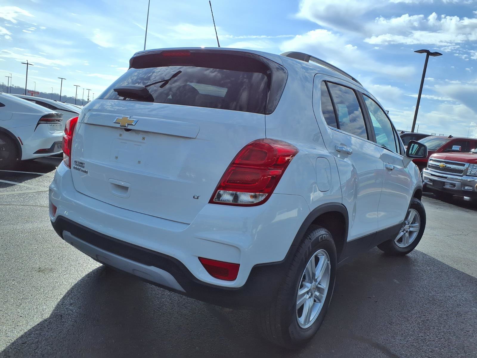 Used 2020 Chevrolet Trax LT w/ LT Convenience Package image 27