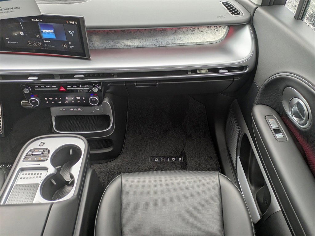Certified 2026 Hyundai Ioniq 9 Calligraphy image 18