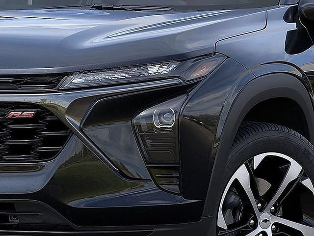New 2026 Chevrolet Trax RS w/ Driver Confidence Package FWD image 12