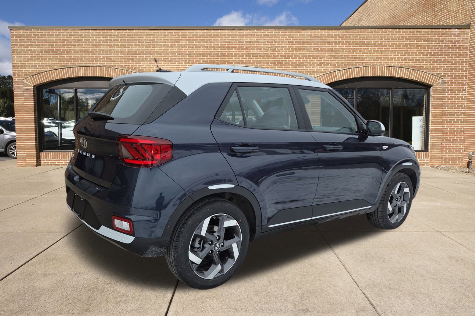 New 2026 Hyundai Venue SEL image 3