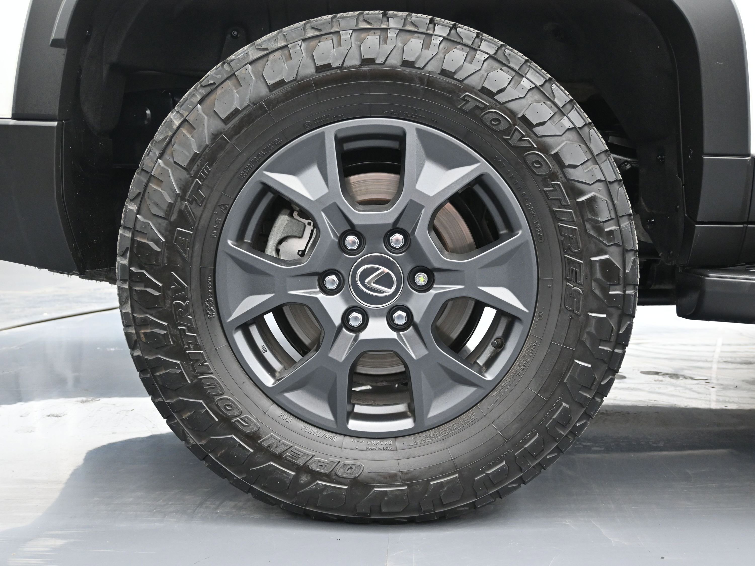 Used 2024 Lexus GX 550 GX 550 Overtrail+ image 18