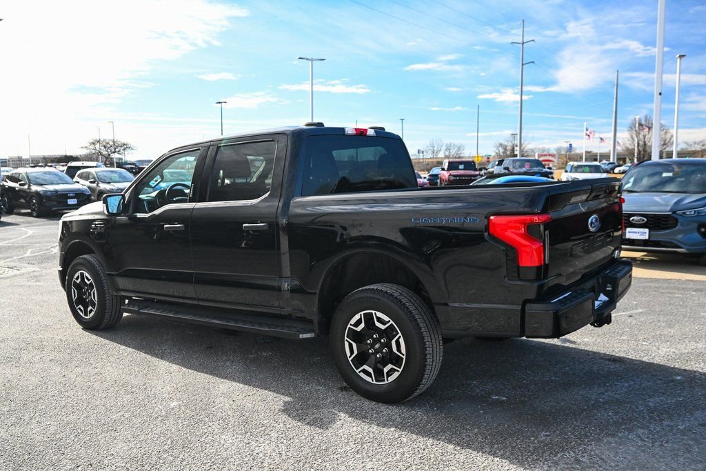 Certified 2023 Ford F150 Lightning XLT w/ Max Trailer Tow Package image 7