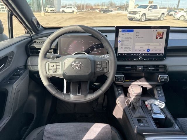 Used 2026 Toyota RAV4 XSE w/ Weather Package AWD/4WD image 19