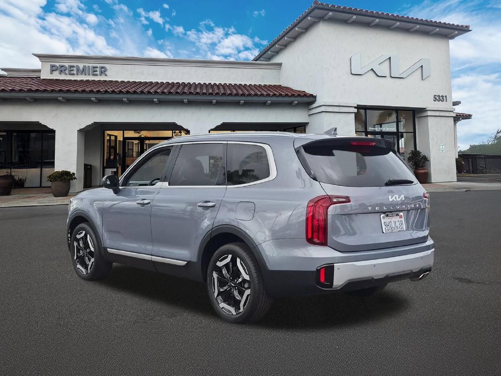 Certified 2024 Kia Telluride S FWD image 6