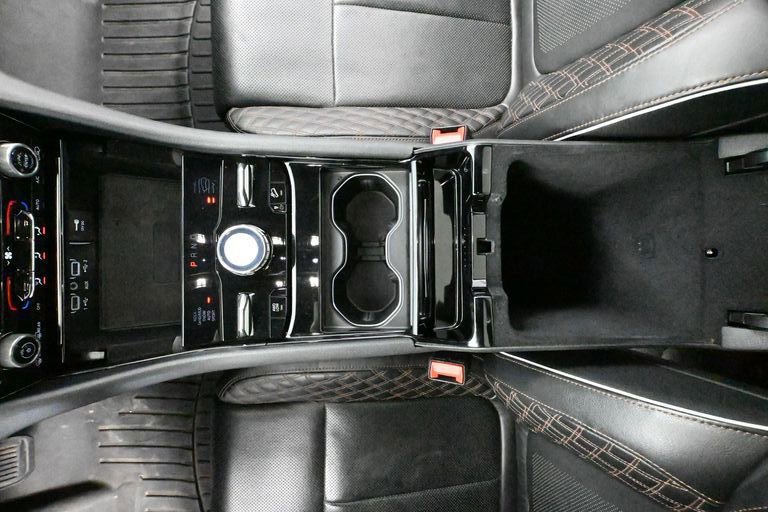 Used 2021 Jeep Grand Cherokee L Summit w/ Luxury Tech Group V image 38