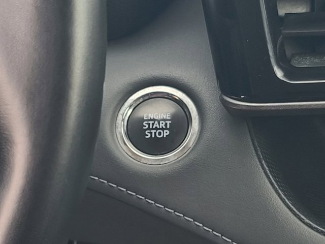 Used 2023 Toyota Highlander LE image 28