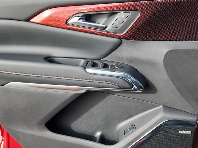 New 2026 Chevrolet Traverse Z71 w/ Enhanced Driving Package image 6