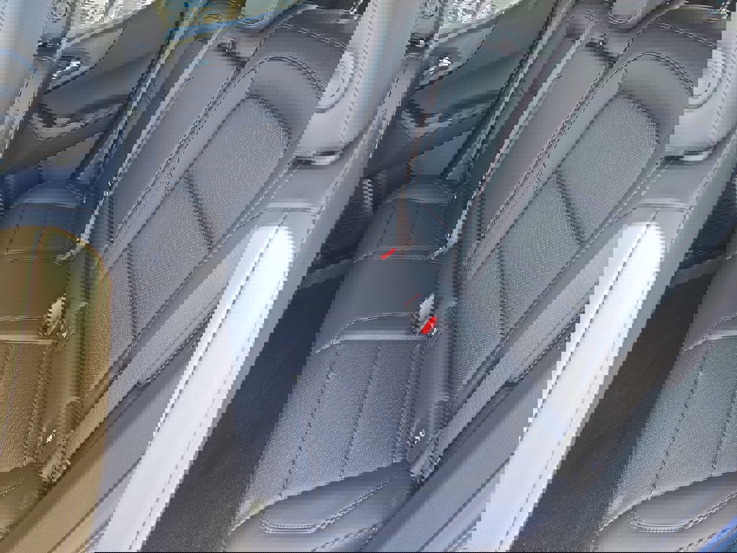 New 2026 Chevrolet Equinox LT w/ Convenience Package II image 42