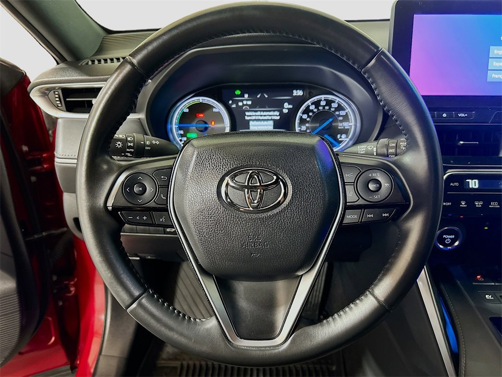 Used 2023 Toyota Venza Nightshade image 9