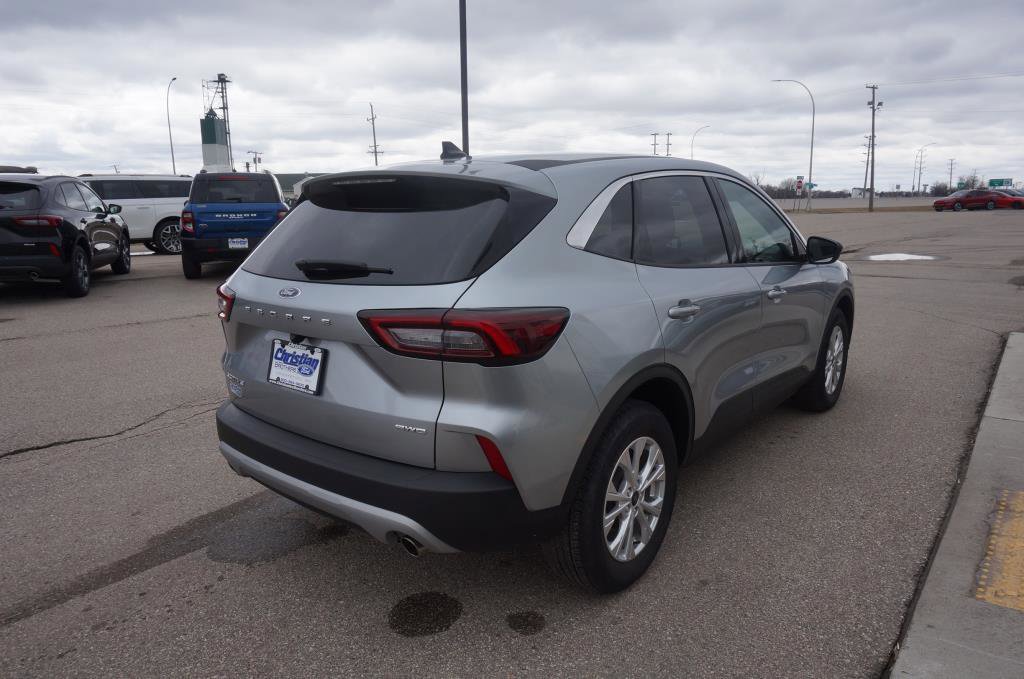 Used 2023 Ford Escape Active image 6
