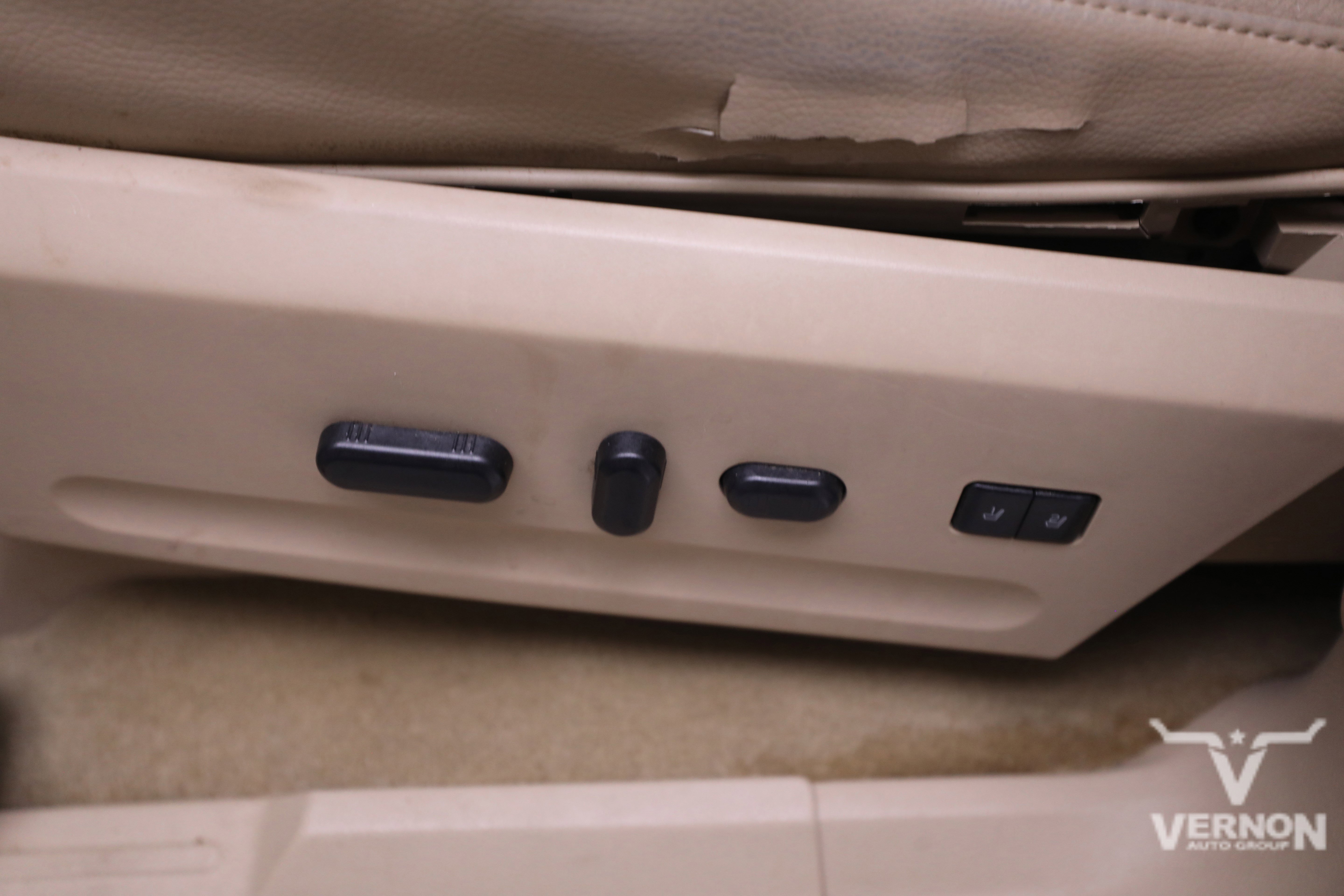 Used 2013 Ford Expedition EL XLT image 14