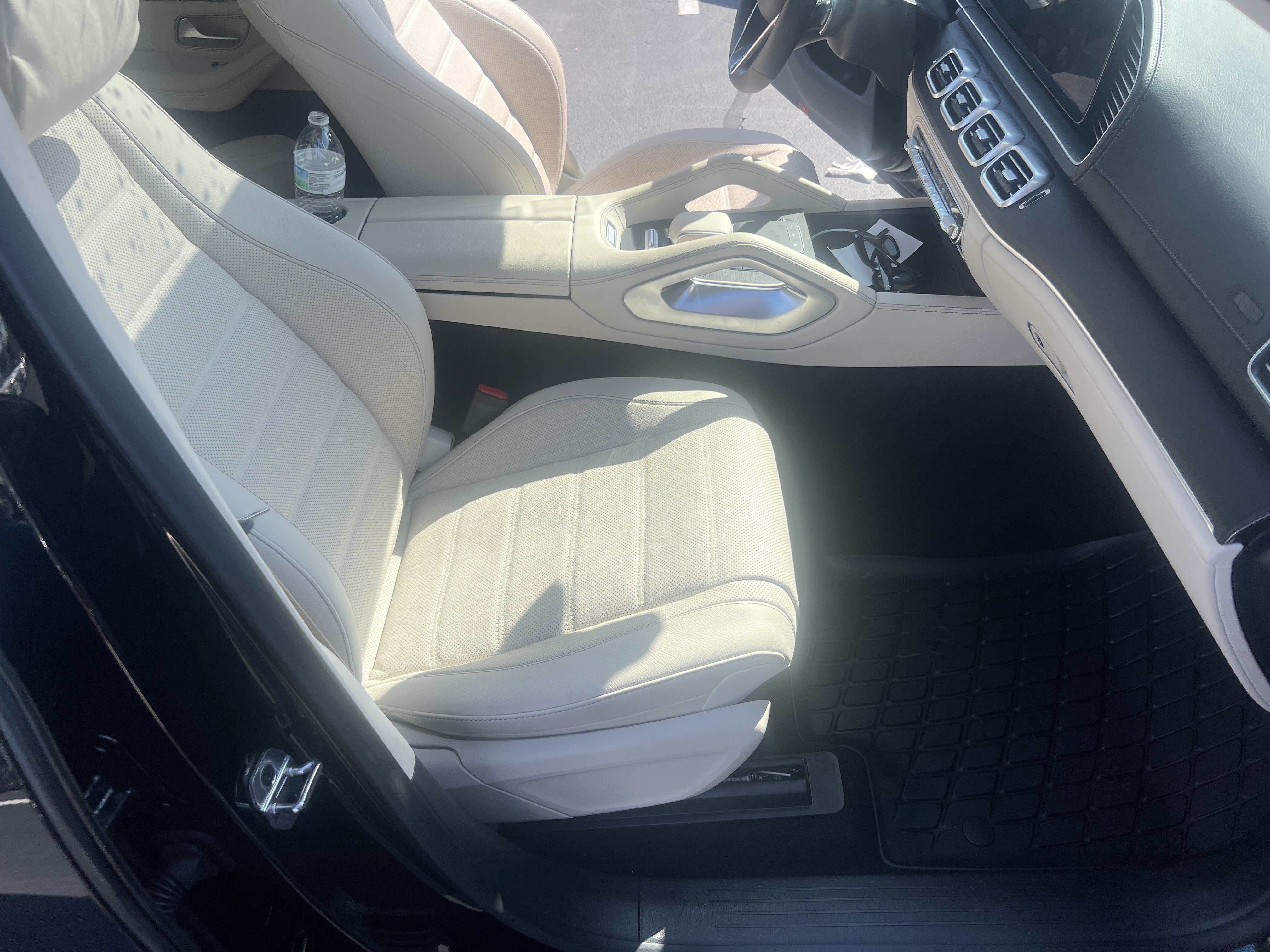 Certified 2025 Mercedes-Benz GLS 450 4MATIC image 34