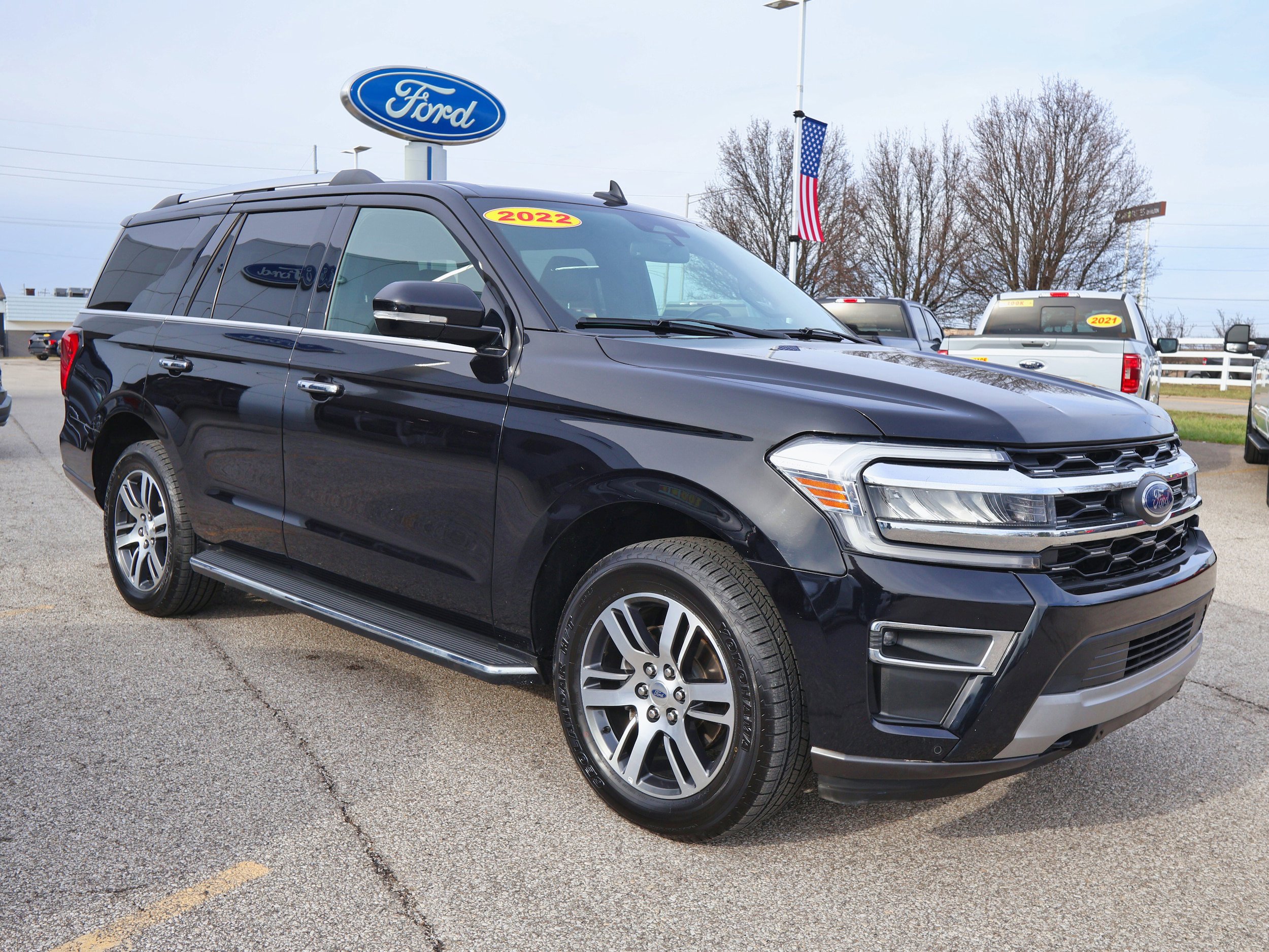 Used 2022 Ford Expedition Limited AWD/4WD image 6