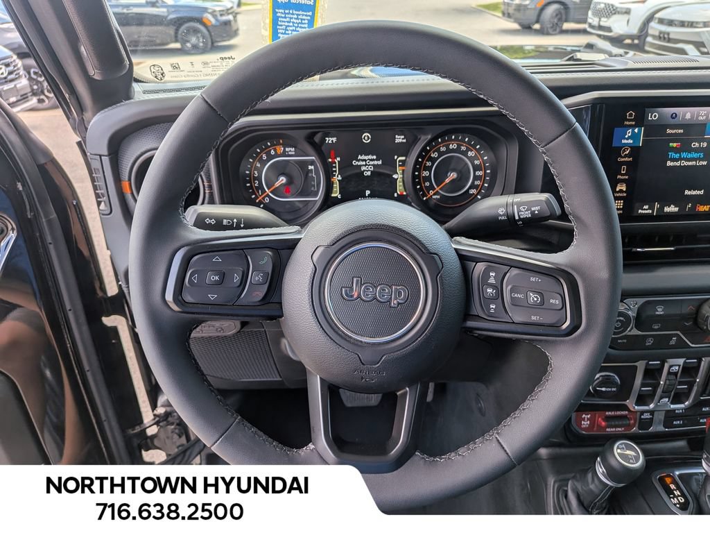 Used 2026 Jeep Gladiator Mojave AWD/4WD image 7