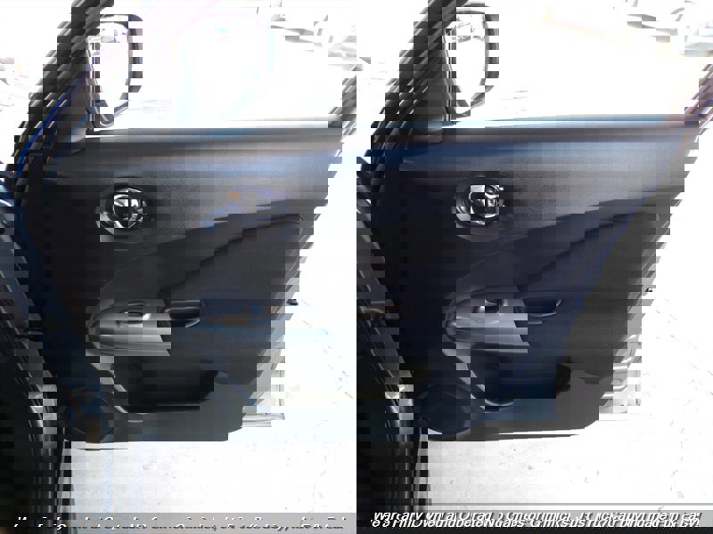 Used 2015 Nissan Juke S image 30