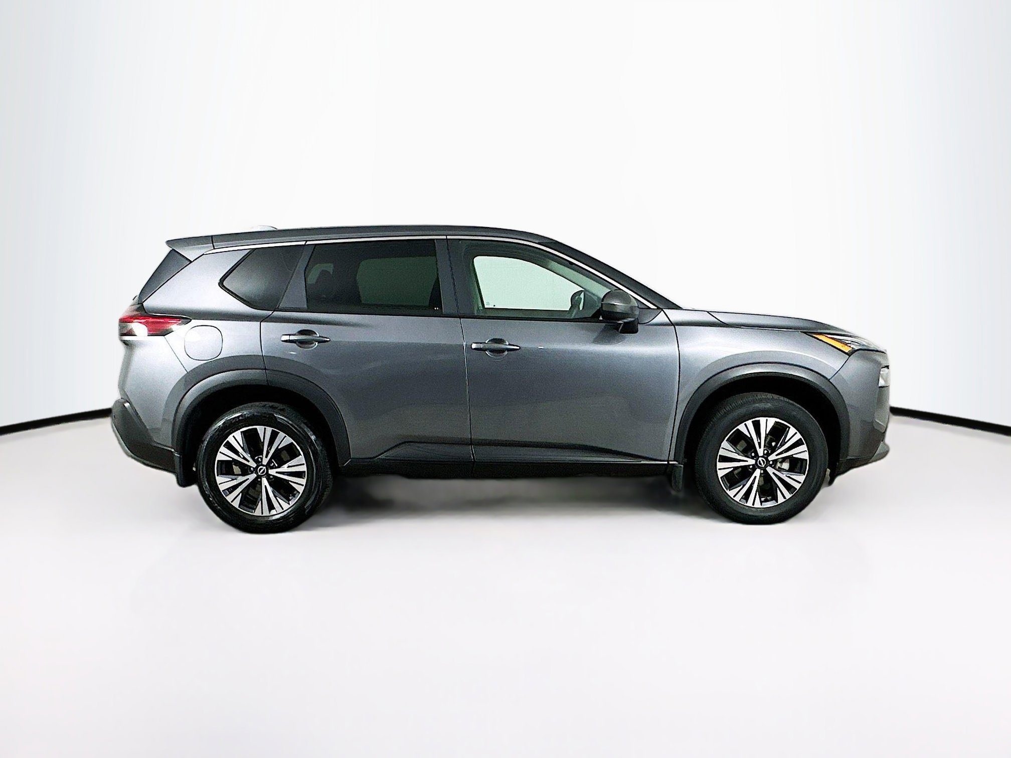 Used 2023 Nissan Rogue SV FWD image 10