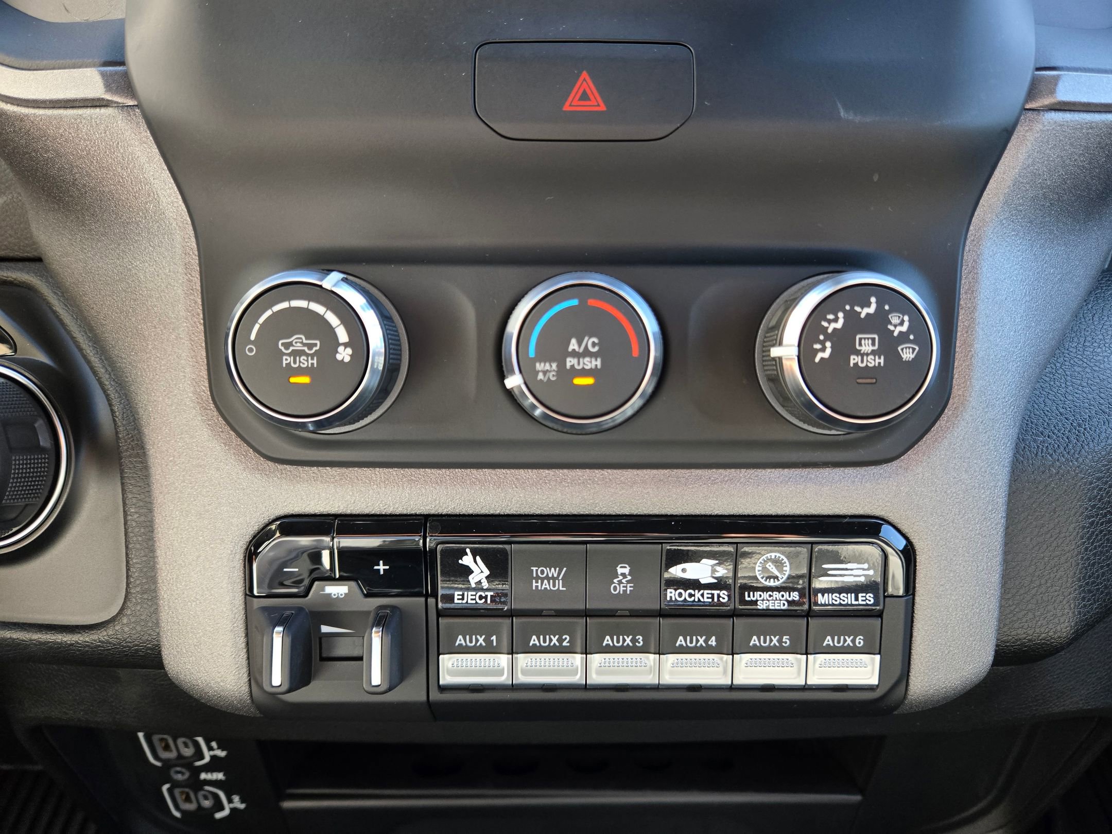 Used 2024 RAM 3500 Tradesman w/ Protection Group image 32