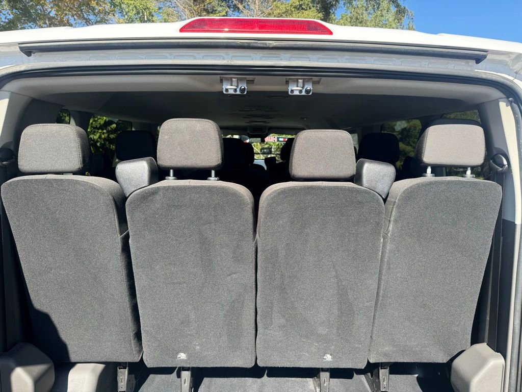 Used 2023 Ford Transit 350 XLT image 5