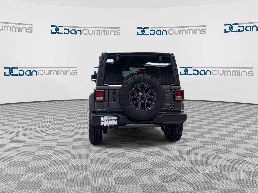 Used 2025 Jeep Wrangler Unlimited Sport AWD/4WD image 7