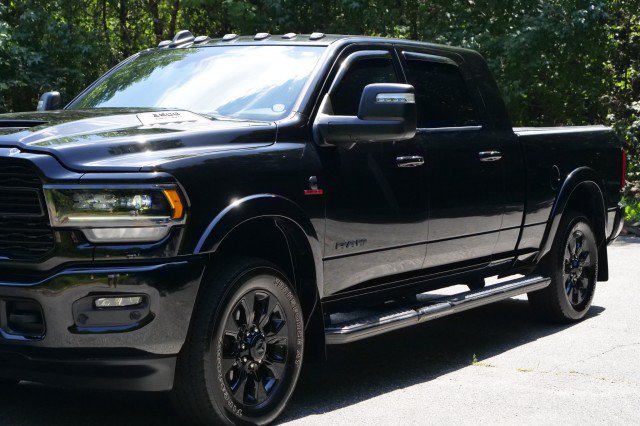 Used 2024 RAM 3500 Limited AWD/4WD image 40