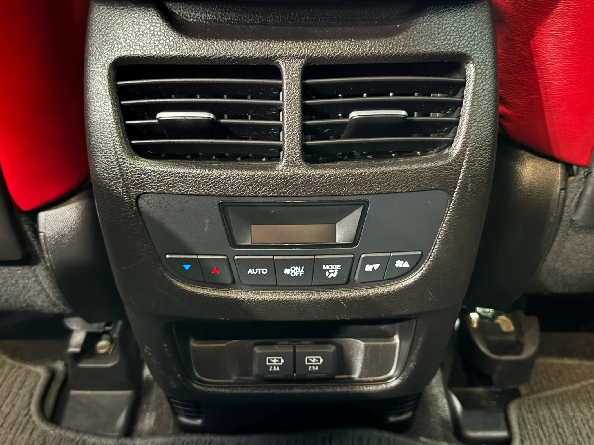 Used 2019 Acura MDX w/ Technology Package AWD/4WD image 33
