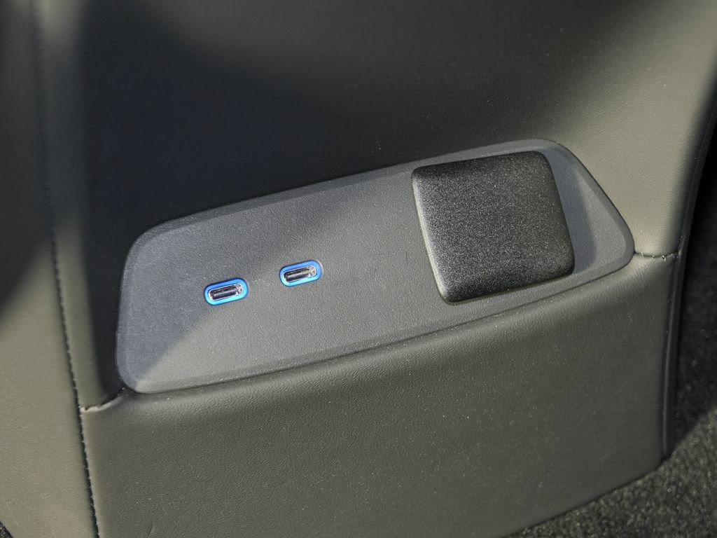 Certified 2025 Mercedes-Benz G 550 image 36
