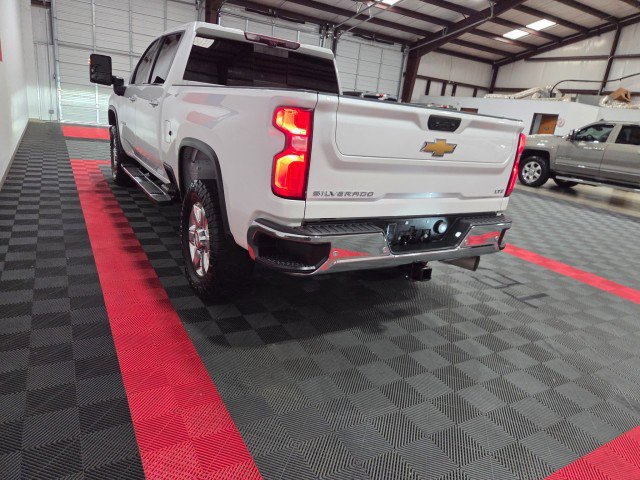 Used 2022 Chevrolet Silverado 2500 LTZ w/ LTZ Premium Package AWD/4WD image 28