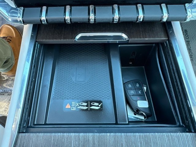 Certified 2024 GMC Acadia Denali w/ Super Cruise Package image 18