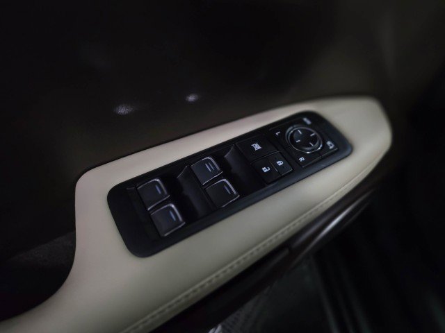 Used 2018 Lexus RX 450h AWD w/ Luxury Package image 32