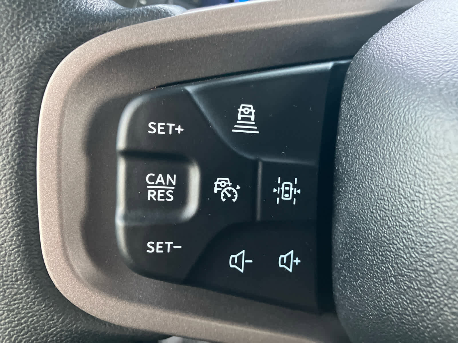 Used 2024 Ford Bronco Badlands image 16