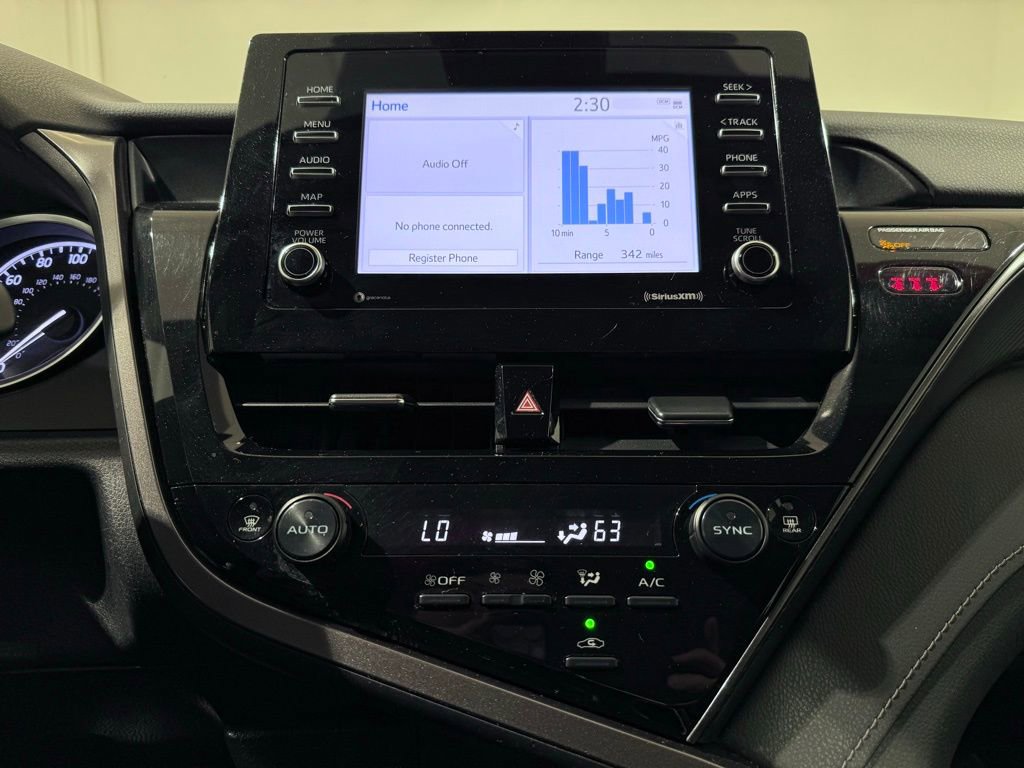 Used 2022 Toyota Camry LE image 24