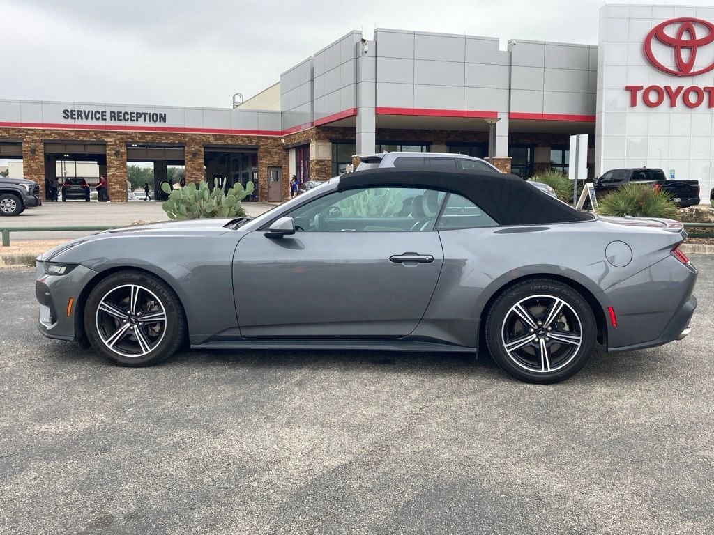 Used 2024 Ford Mustang Premium RWD image 10