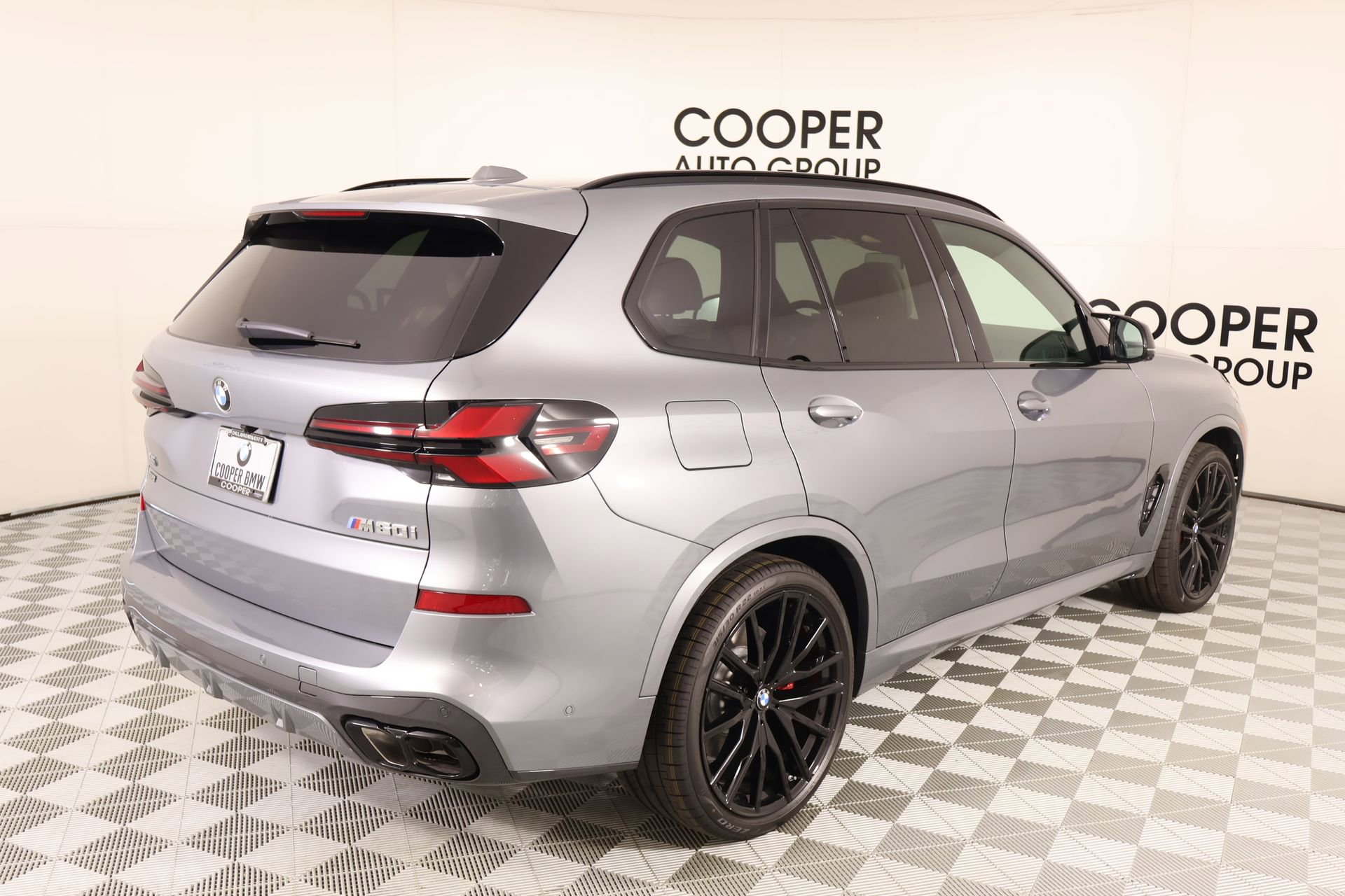 New 2026 BMW X5 M60i AWD/4WD image 21