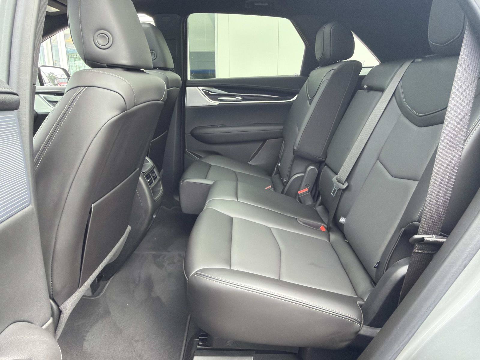 Certified 2024 Cadillac XT5 Premium Luxury AWD/4WD image 14