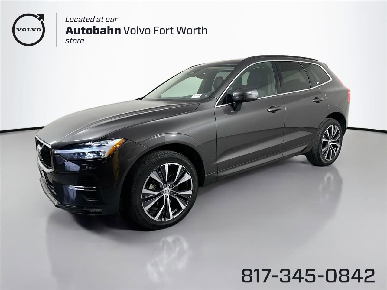 Certified 2022 Volvo XC60 B5 Momentum w/ Advanced Package image 1