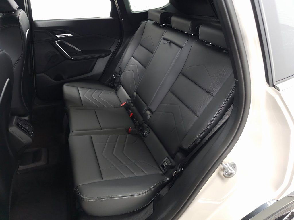 Used 2026 BMW X1 xDrive28i w/ Convenience Package AWD/4WD image 27