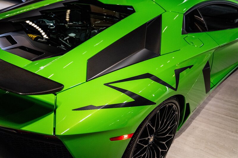 Used 2016 Lamborghini Aventador LP 750-4 Superveloce AWD/4WD image 21