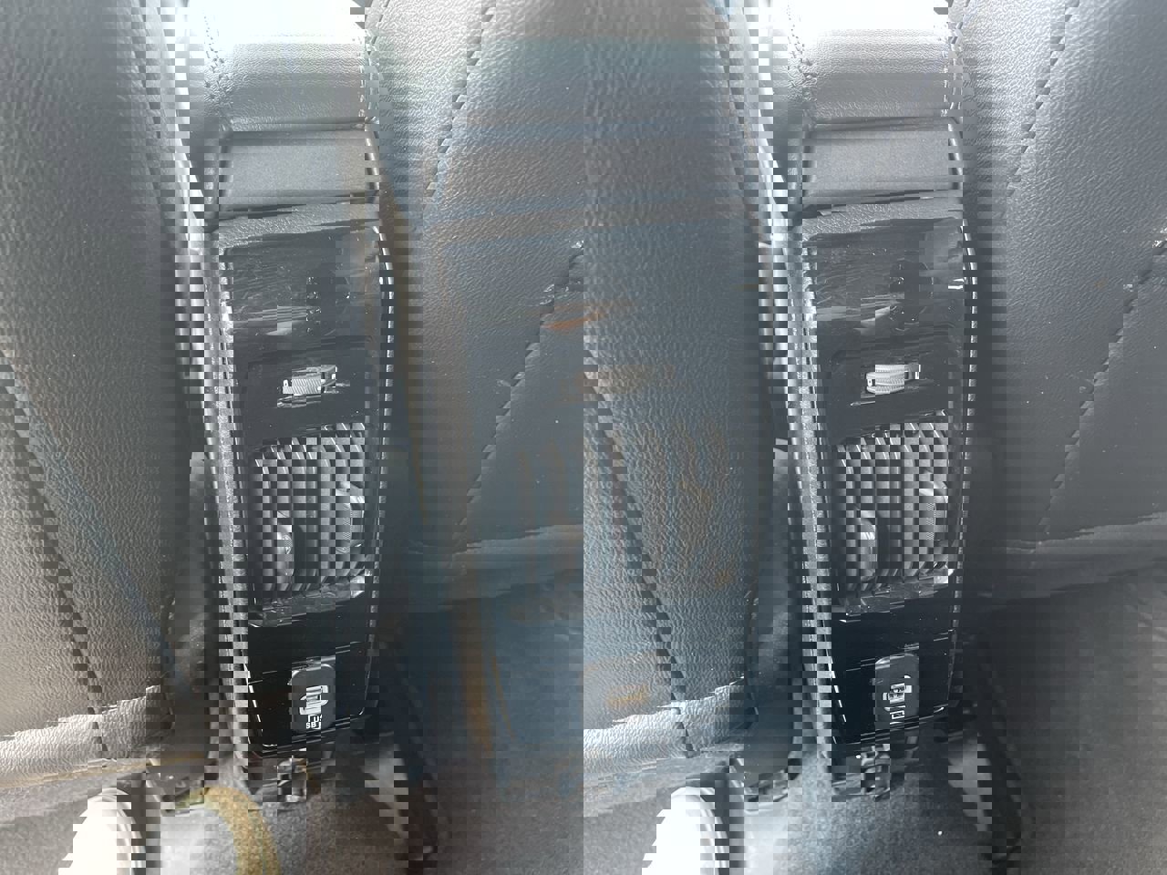 Used 2024 Jeep Compass Limited image 21