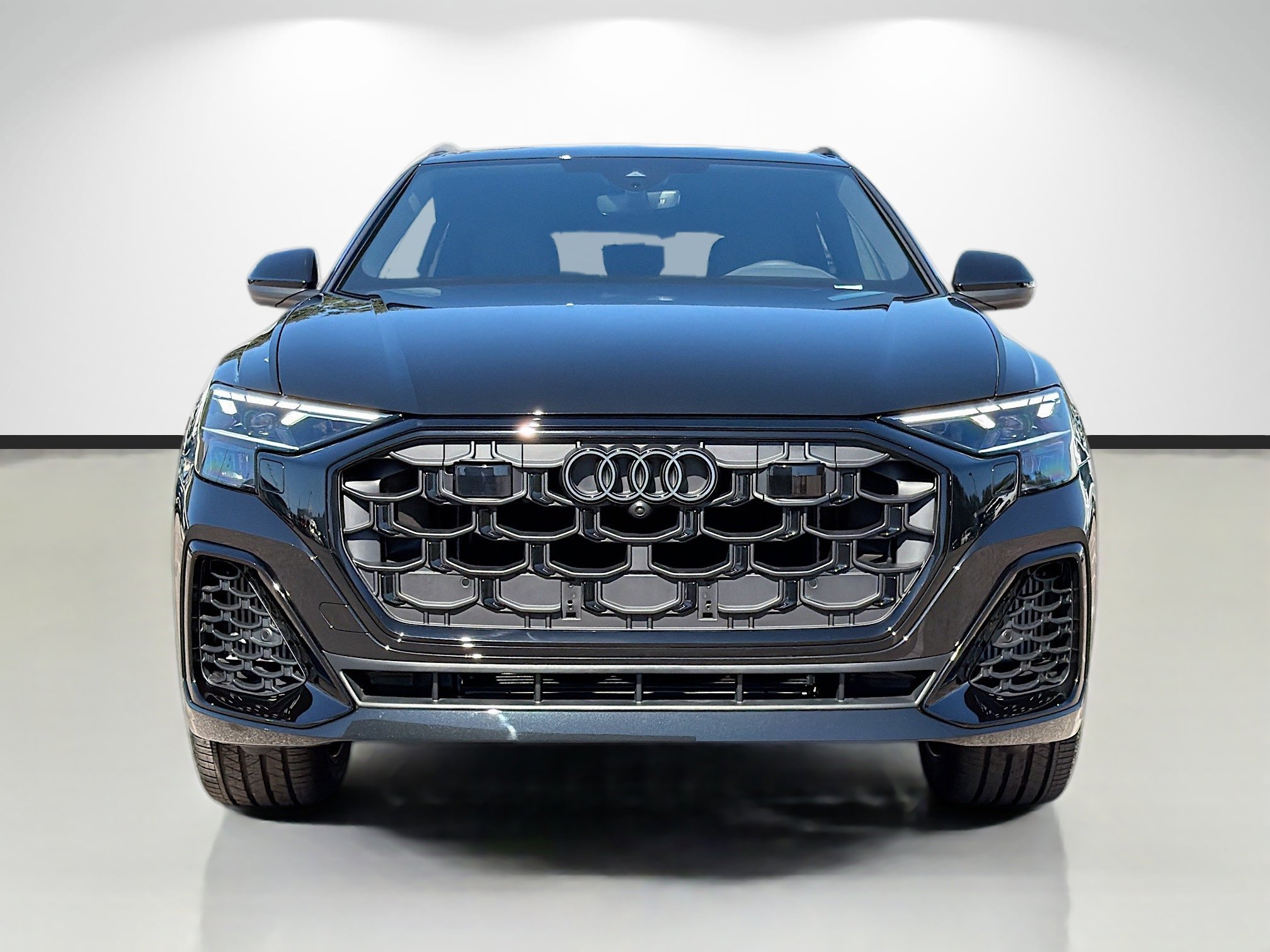 Used 2026 Audi Q8 Premium Plus AWD/4WD image 8