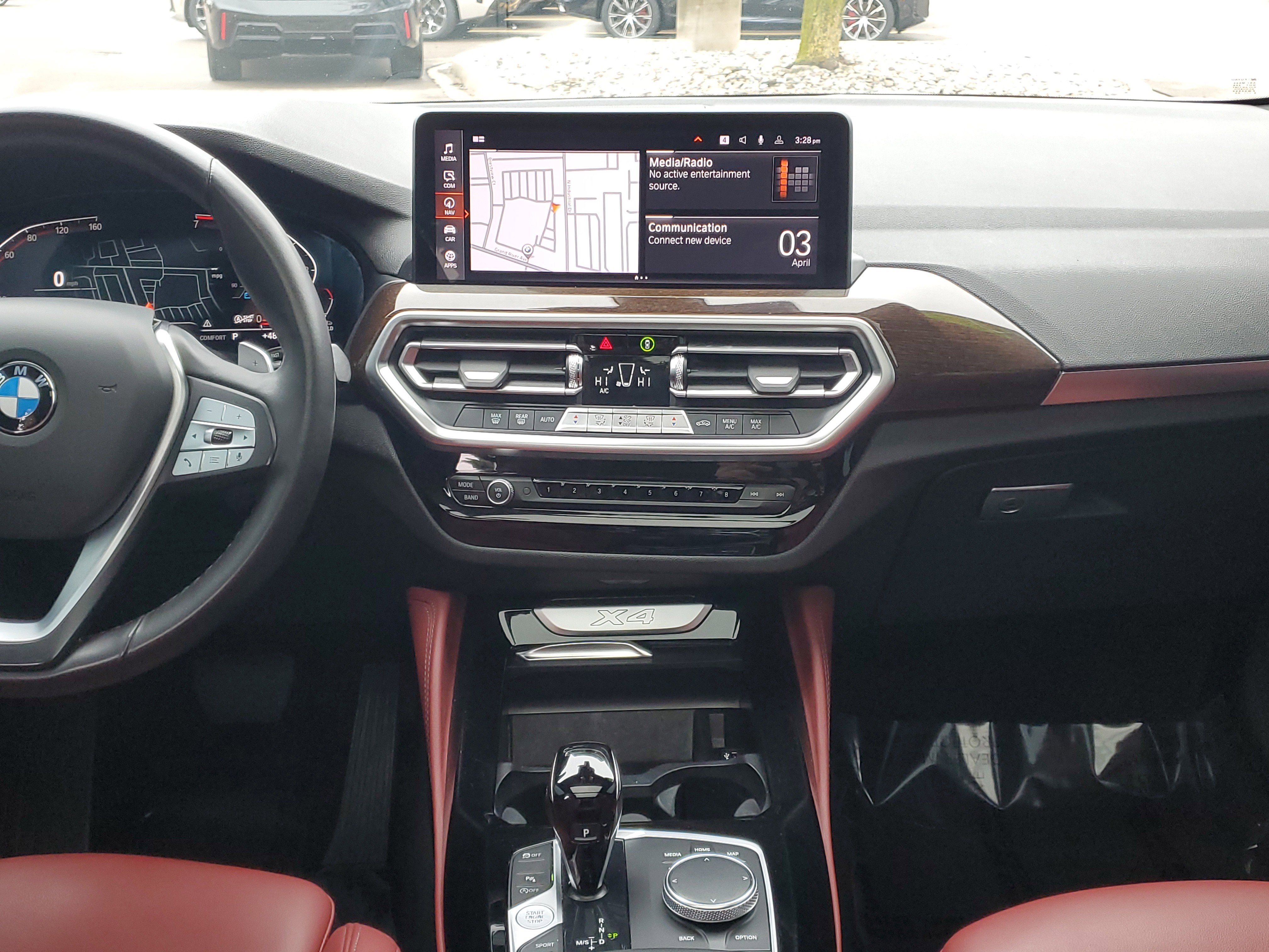 Used 2023 BMW X4 xDrive30i image 22