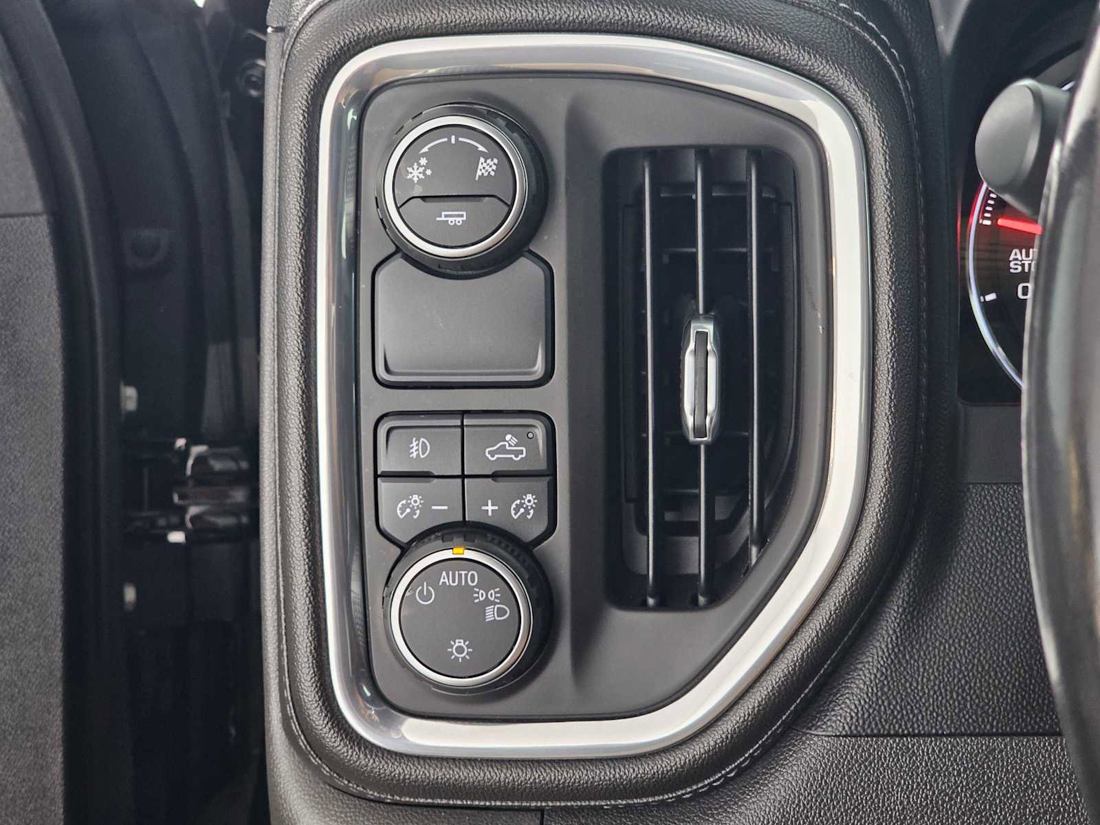 Used 2019 Chevrolet Silverado 1500 RST w/ All-Star Edition RWD image 29