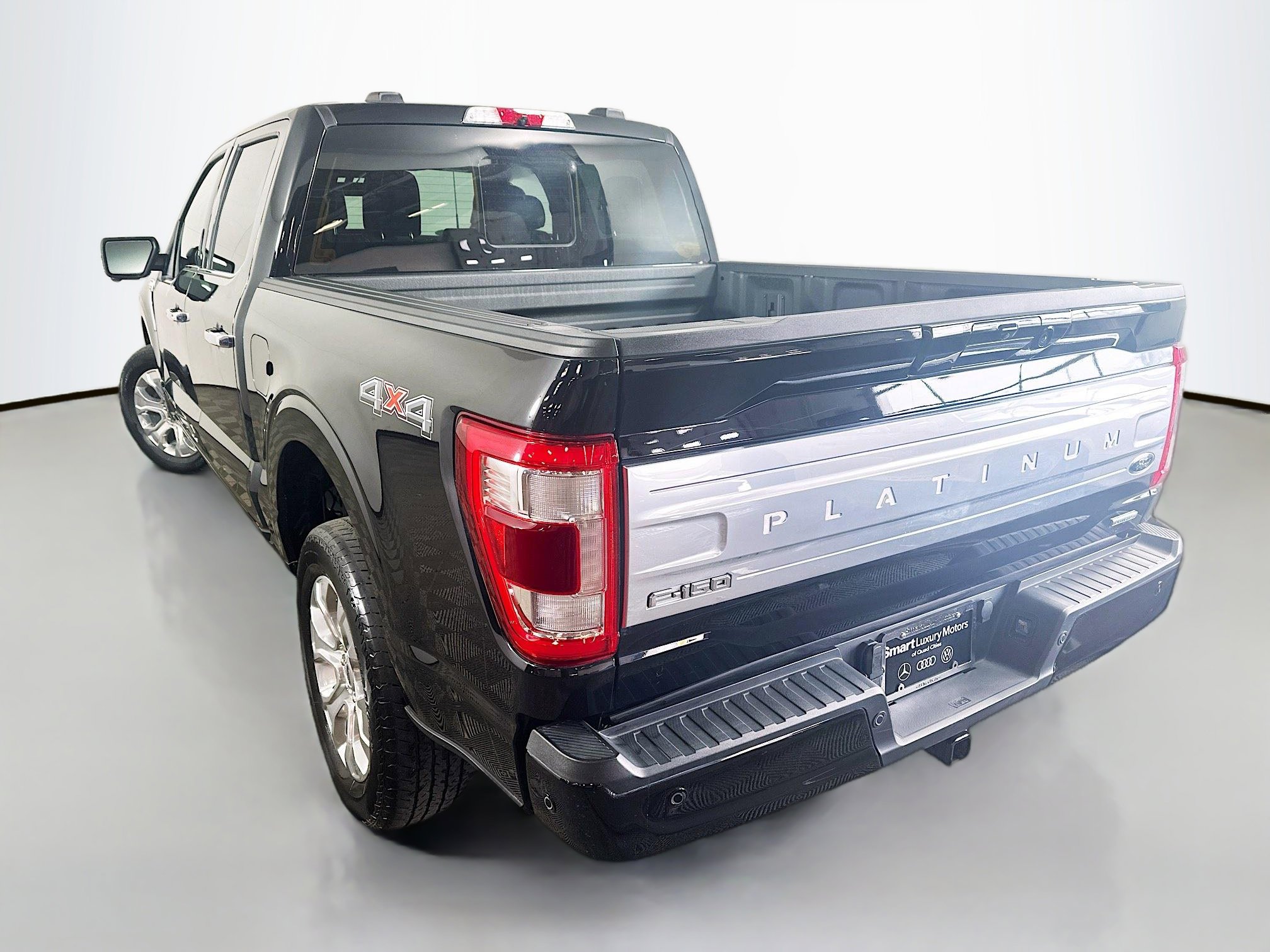 Used 2023 Ford F150 Platinum w/ Equipment Group 701A High image 5