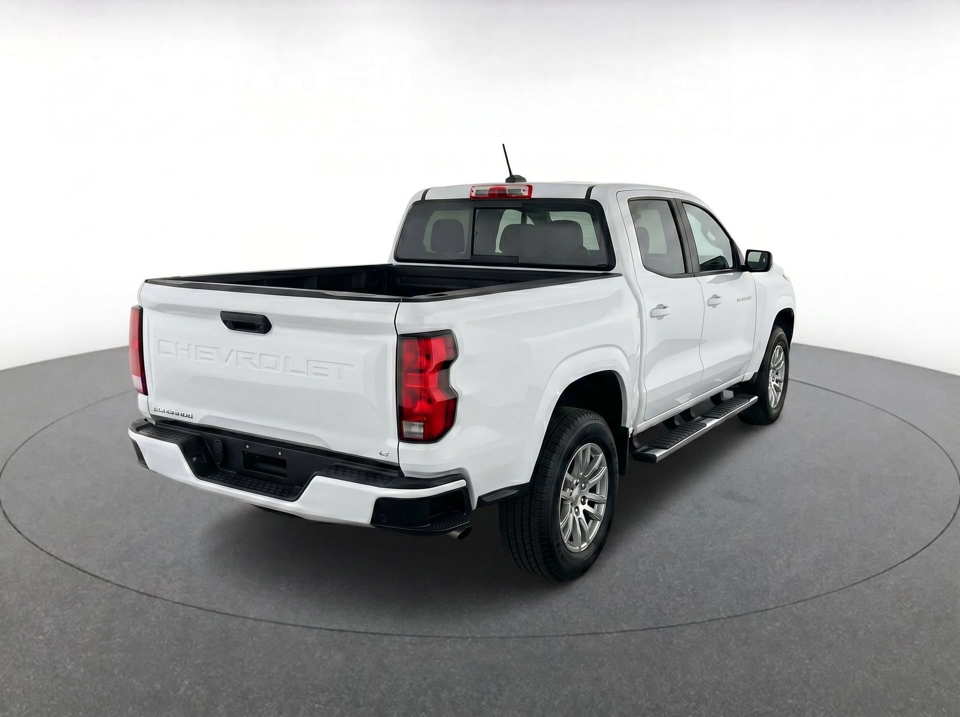 Used 2023 Chevrolet Colorado LT w/ LT Convenience Package RWD image 4