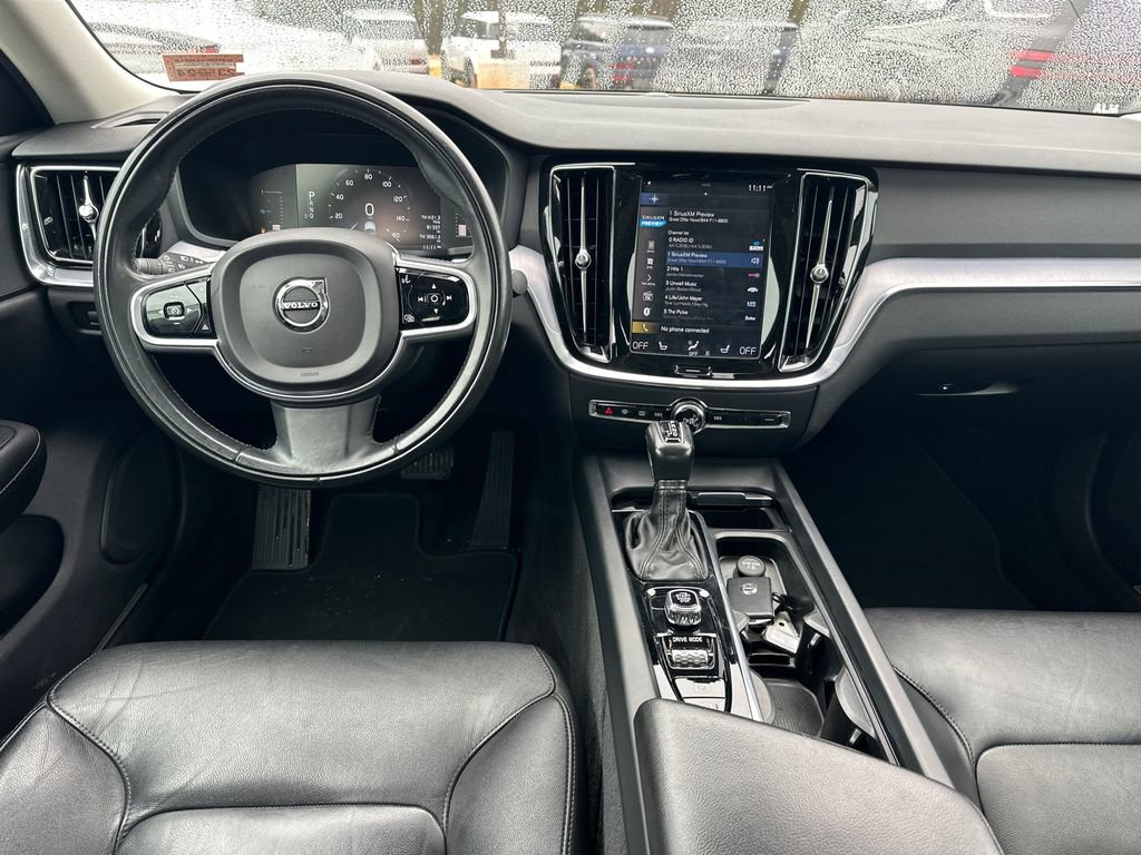 Used 2019 Volvo S60 T6 Momentum w/ Premium Package image 22