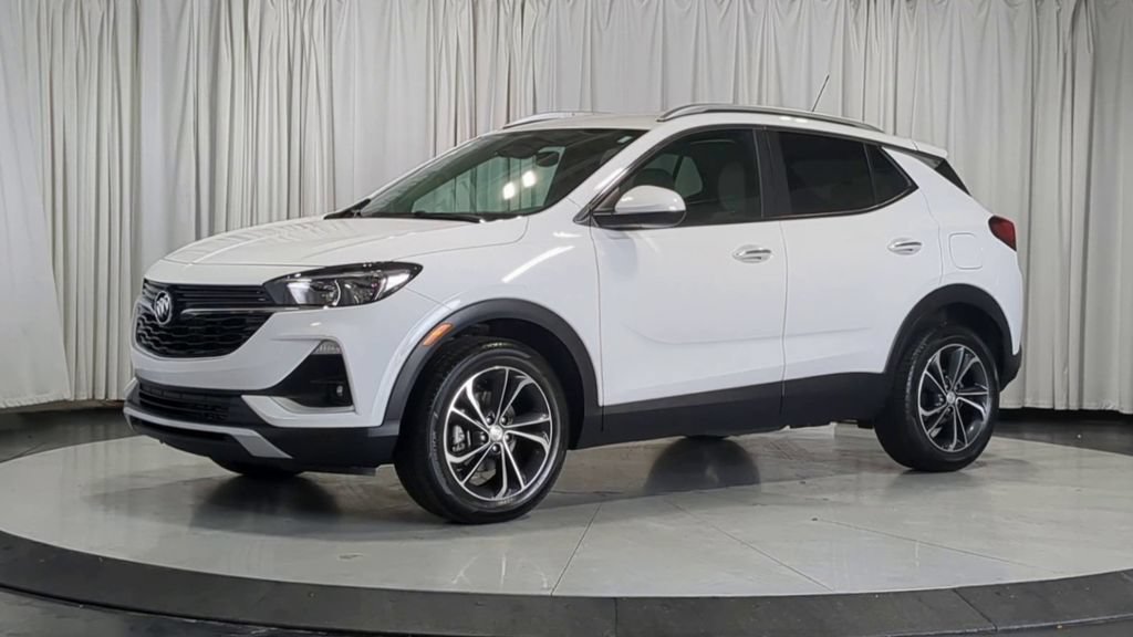 Used 2023 Buick Encore GX Select w/ Safety Package II FWD image 5