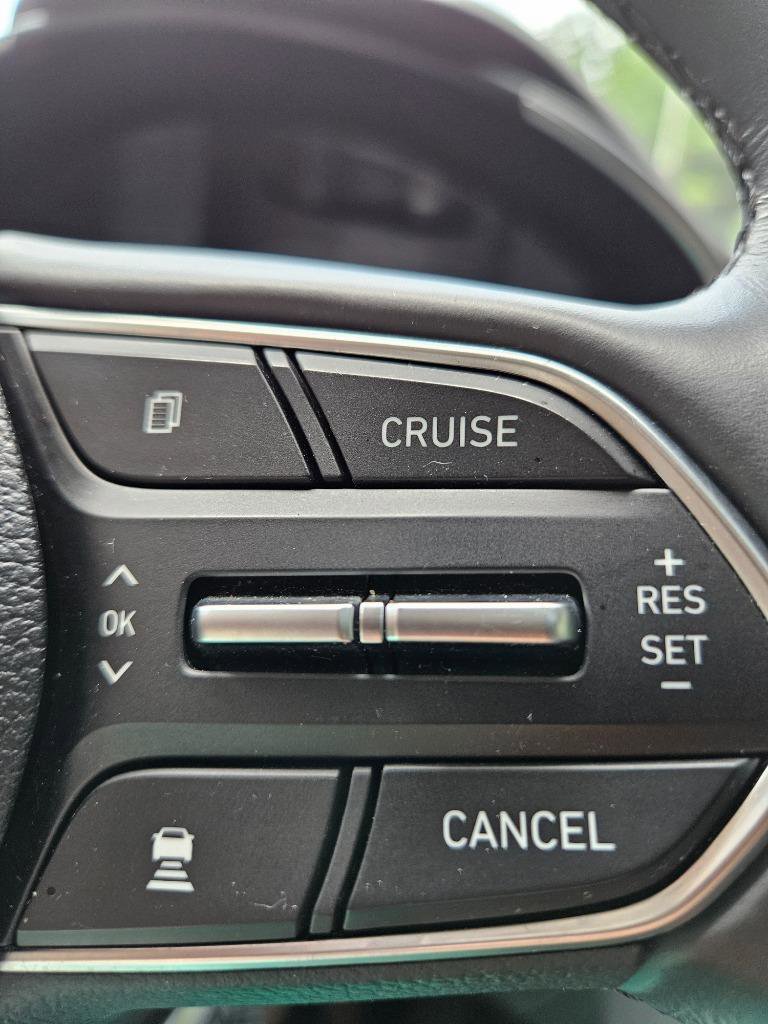 Used 2019 Hyundai Santa Fe FWD image 25