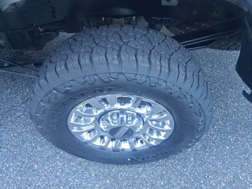 Used 2021 Ford F250 4x4 Crew Cab Super Duty image 8